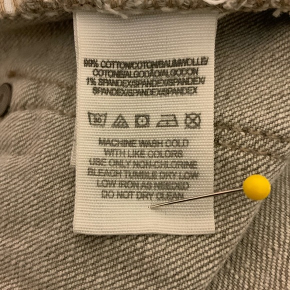 Like New Free People Distressed Skinny light Gray Jeans 26 size Women - Picture 15 of 16